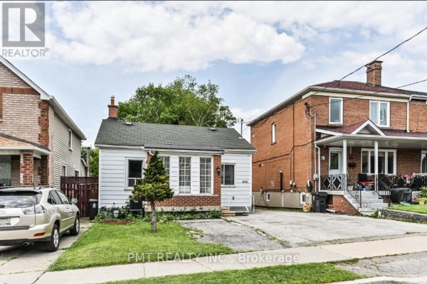 Kitchen - Main - 406 Nairn Avenue, Toronto, ON M6E4J3 Photo 3