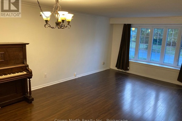Bedroom 3 - Main - 41 Pegasus Trail, Toronto, ON M1G3N6 Photo 3