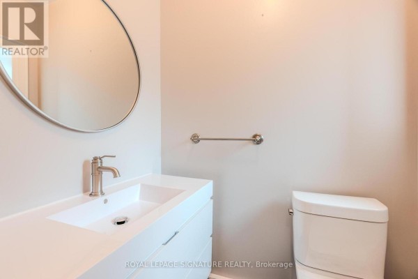 Primary Bedroom - Main - 45 William Street, Toronto, ON M9N2G6 Photo 4