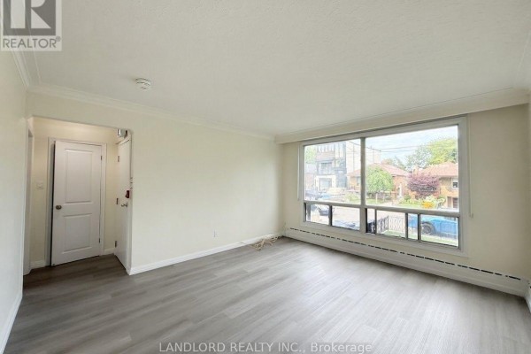 Main - 46 Montcalm Avenue, Toronto, ON M6E4N7 Photo 5
