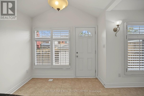 Bedroom 2 - Main - 48 Grace Street, Toronto, ON M6J2S2 Photo 5