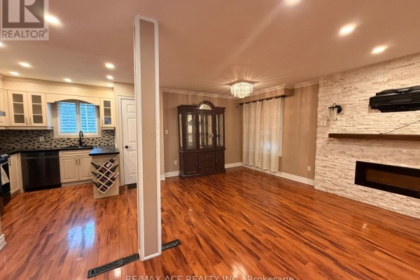 Main - 48 Ronway Crescent, Toronto, ON M1J2S2 Photo 2