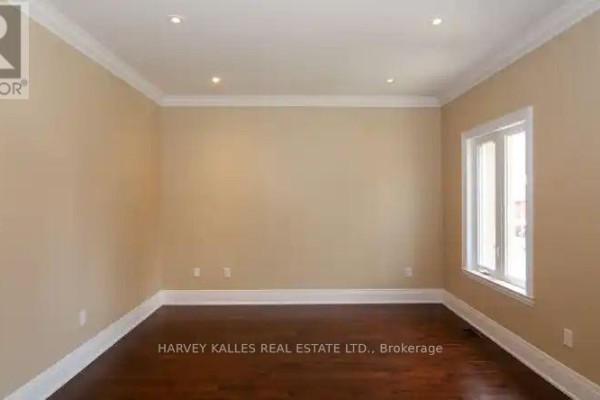 Kitchen - Main - 489 Lauder Avenue, Toronto, ON M6E3J3 Photo 3