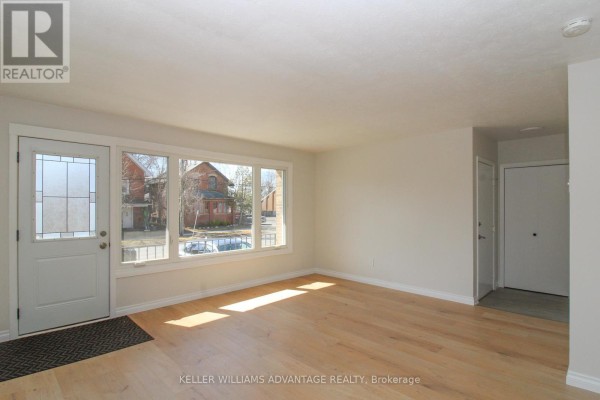 Bedroom - Main - 506 Sherbrooke Street, Peterborough, ON K9J2P3 Photo 4