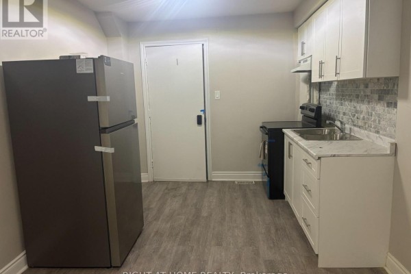 Main - 511 Oakwood Avenue, Toronto, ON M6E2W9 Photo 2