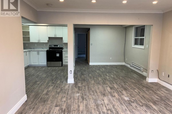 Main - 513 Oakwood Avenue, Toronto, ON M6E2W9 Photo 2