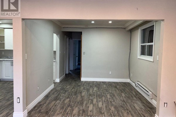 Main - 513 Oakwood Avenue, Toronto, ON M6E2W9 Photo 3