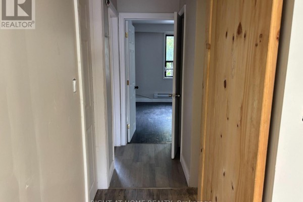 Main - 513 Oakwood Avenue, Toronto, ON M6E2W9 Photo 5