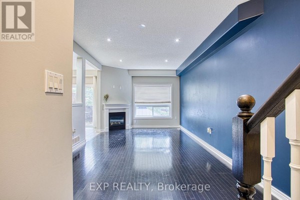 Main - 52 Dartmouth Gate, Hamilton, ON L8E0B9 Photo 4