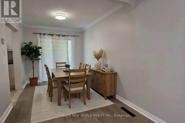 Main - 544 Mary Street E, Whitby, ON L1N2R3 Photo 5