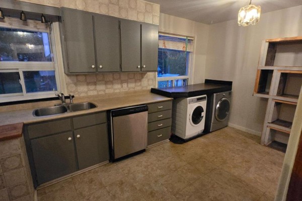 Main - 572 Exbury Crescent, Mississauga, ON L5G2P4 Photo 5
