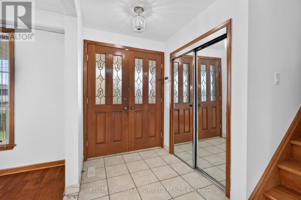 Kitchen - Main - 6 Archway Crescent, Toronto, ON M9M1V6 Photo 4