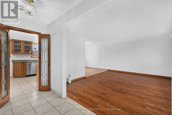 Primary Bedroom - Main - 6 Archway Crescent, Toronto, ON M9M1V6 Photo 5