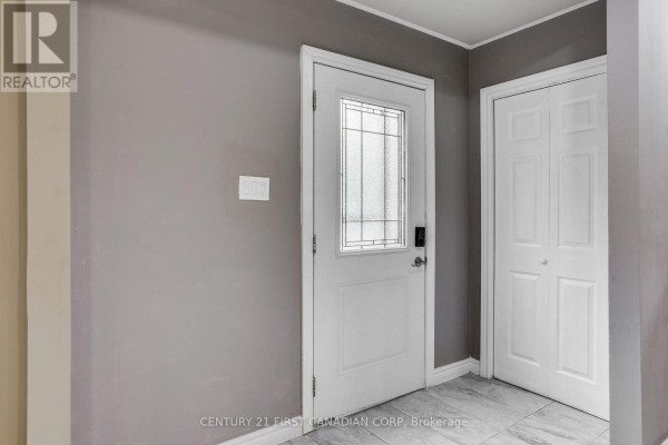 Main - 63 Renny Crescent, London South, ON N6E2C4 Photo 4