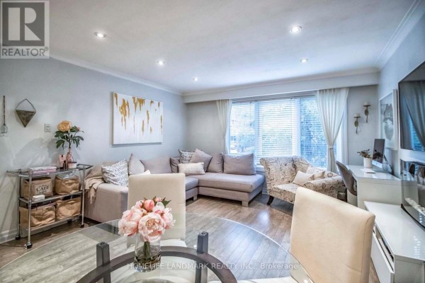 Main - 66 Queensbury Avenue, Toronto, ON M1N2X7 Photo 5