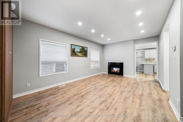 Main - 68 Nantucket Drive, Richmond Hill, ON L4E3V9 Photo 3