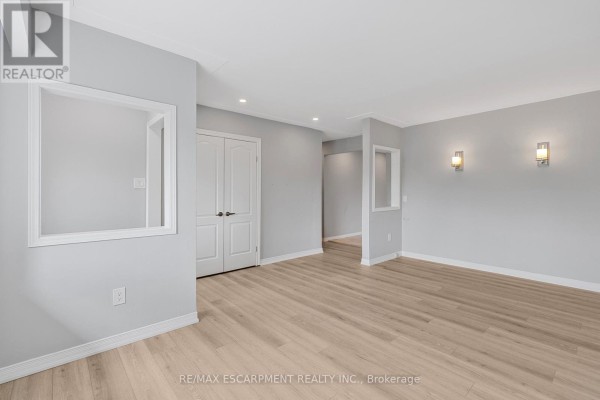Primary Bedroom - Main - 71 Organ Crescent, Hamilton, ON L8T1Y8 Photo 4
