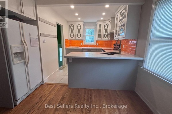 Main - 75 Vanbrugh Avenue, Toronto, ON M1N3T1 Photo 4