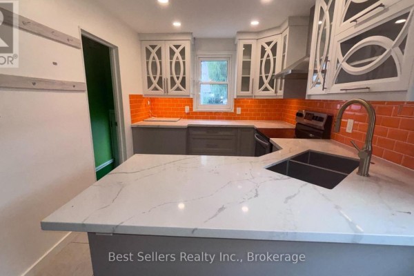 Main - 75 Vanbrugh Avenue, Toronto, ON M1N3T1 Photo 5