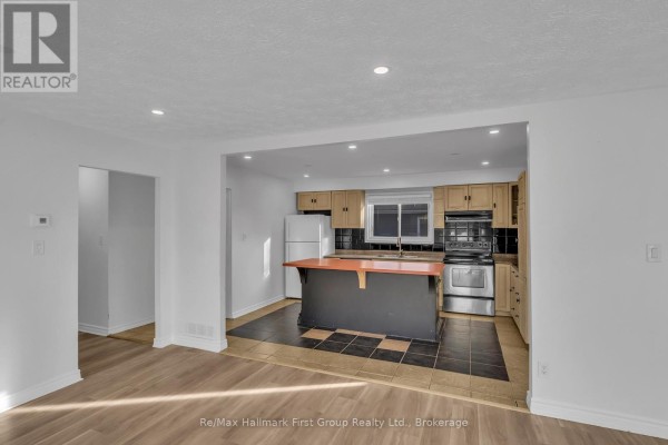 Main - 78 Commerford Street, Thorold, ON L2V4R1 Photo 5