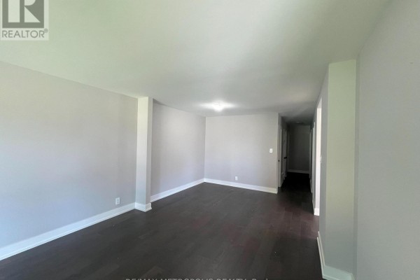 Bedroom 2 - Main - 797 Zator Avenue, Pickering, ON L1W1X8 Photo 4