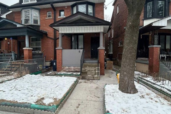 Main - 8 Rusholme Park Crescent, Toronto, ON M6J2C9 Photo 2