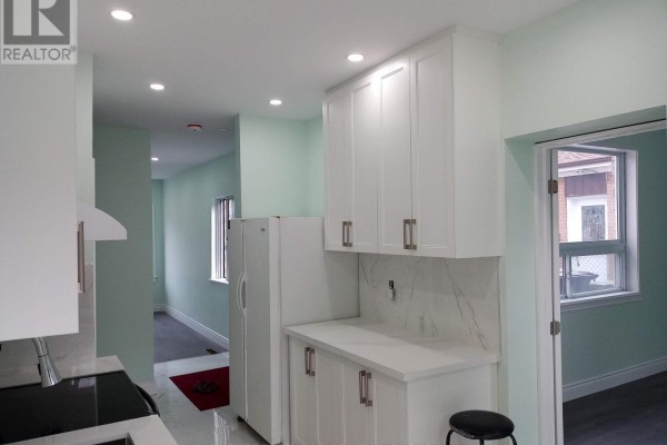 Kitchen - Main - 82 Pandora Circle, Toronto, ON M1H1V7 Photo 3