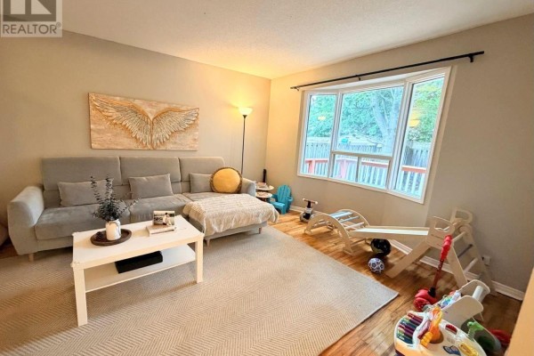 Kitchen - Main - 85 Barnes Drive, Ajax, ON L1S5E7 Photo 2