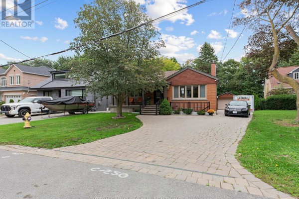 Main - 9 Westbank Crescent, Toronto, ON M9P1S4 Photo 3