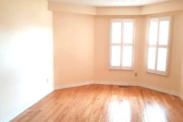 Dining room - Main - 942 Sandcliff Drive, Oshawa, ON L1K2C9 Photo 2