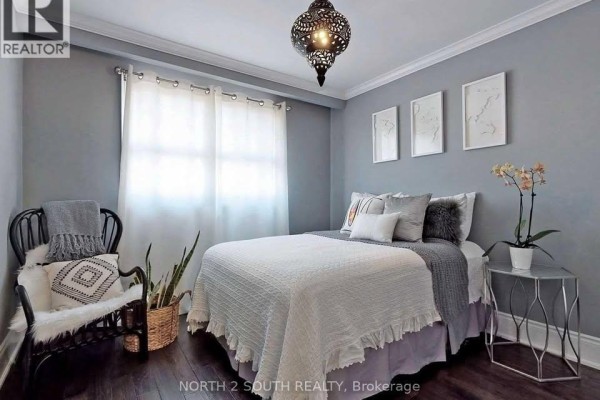 Main - 96 Bamford Crescent, Toronto, ON M3N1T8 Photo 4