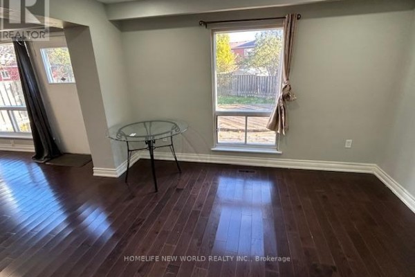 Main & 2nd Floors - 31 Wellpark Boulevard, Toronto, ON, photo 3