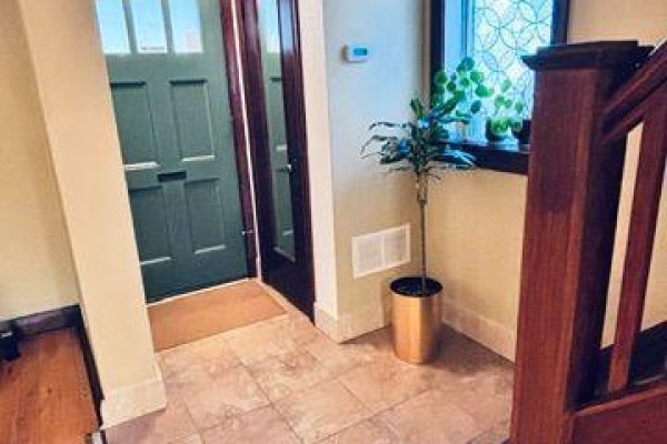 Main & 2nd Floors - 457 Mortimer Avenue, Toronto, ON, photo 3