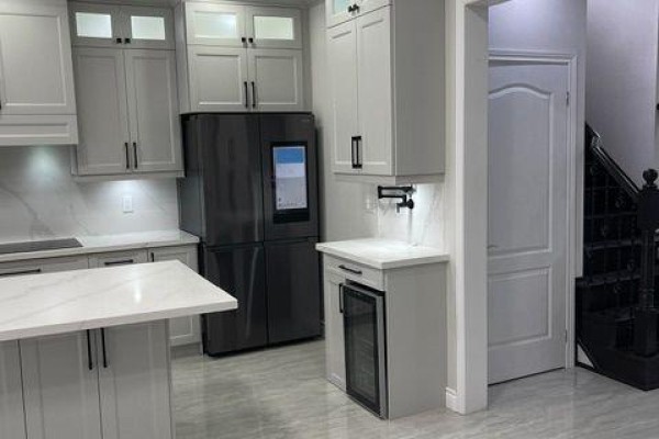 Kitchen - Main & 2nd Flr - 11 Kistler Street, Brampton, ON L6R0P7 Photo 4