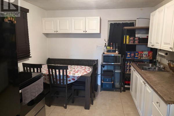 Main & Basement - 261 Elm Street N, Timmins, ON P4N6B1 Photo 5