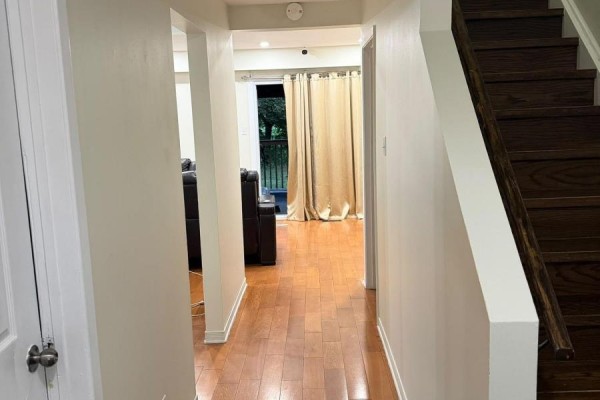 Bedroom 4 - Main & Second Floor - 10 Moonbeam Grove S, Toronto, ON M1B2T5 Photo 5