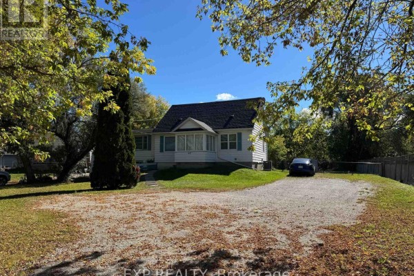 Kitchen - Main & Upper - 49 Sunset Beach Road, Richmond Hill, ON L4E3G7 Photo 2