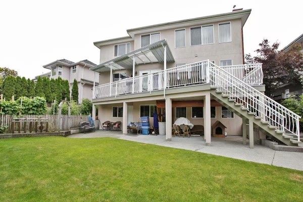 Main 11130 163a Street, Surrey, BC V4N4R8 Photo 2