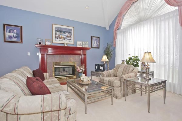 Main 11130 163a Street, Surrey, BC V4N4R8 Photo 3