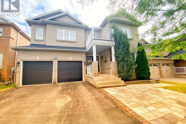 Main 114 Red River Crescent, Newmarket