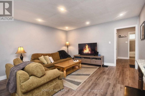 Main Fl - 304 Demaine Crescent, Richmond Hill, ON, photo 3