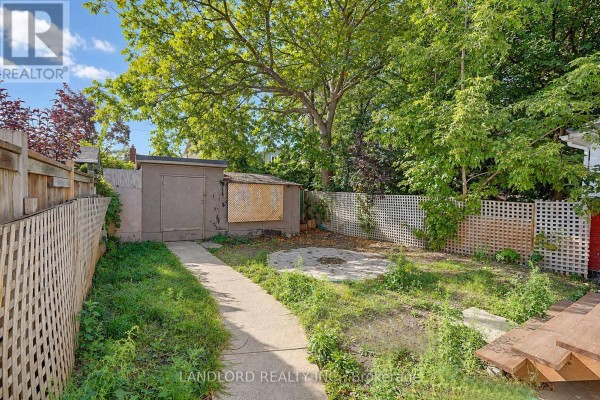 Sunroom - Main Fl - 45 Craydon Avenue, Toronto, ON M6M2C8 Photo 4