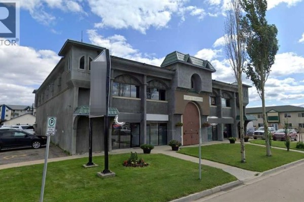 Main Floor, 9801, 9803, 9805 105 Street, Grande Prairie, AB, photo 2