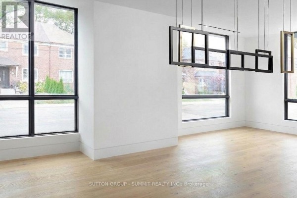 Main Floor - 218 Jane Street, Toronto, ON M6S3Y9 Photo 4