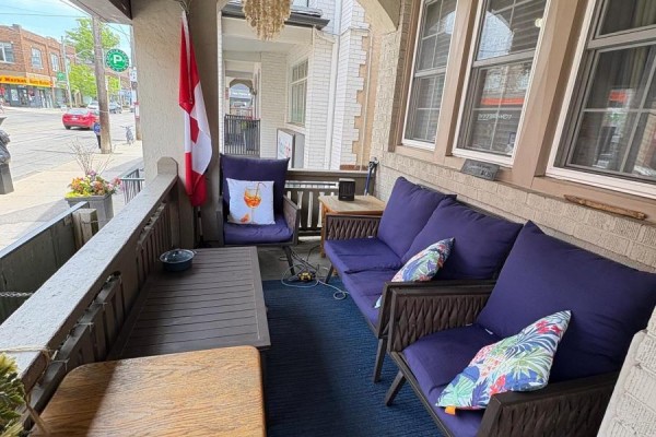 Main Floor - 2241 Queen Street E, Toronto, ON M4E1G1 Photo 4