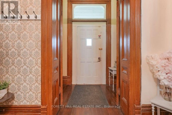 Main Floor - 2449 Highway 11 N, Oro Medonte, ON L0L2E0 Photo 4