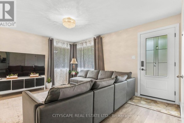 Main Floor - 30 Tilipe Road, London East, ON N5V2X4 Photo 3
