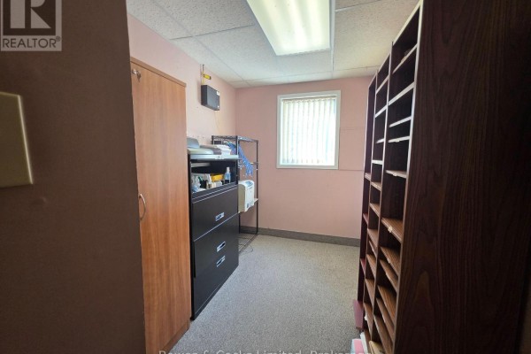 Main Floor - 315 Reid Street, Peterborough, ON K9J3R2 Photo 5
