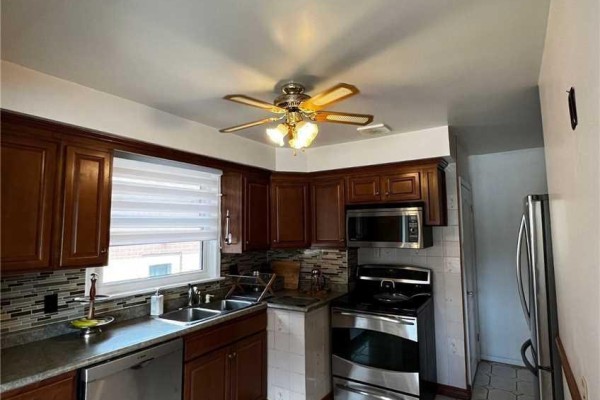 Main Floor - 346 Wenlock Avenue, Richmond Hill, ON L4C1M9 Photo 5