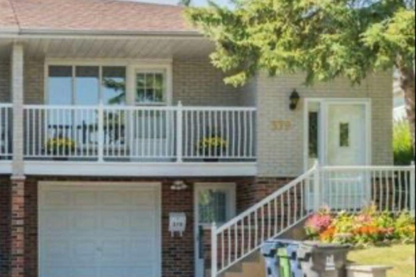 Residential for rent at Main Floor - 379 Apache Trail, Toronto, ON - MLS® OpwYgo